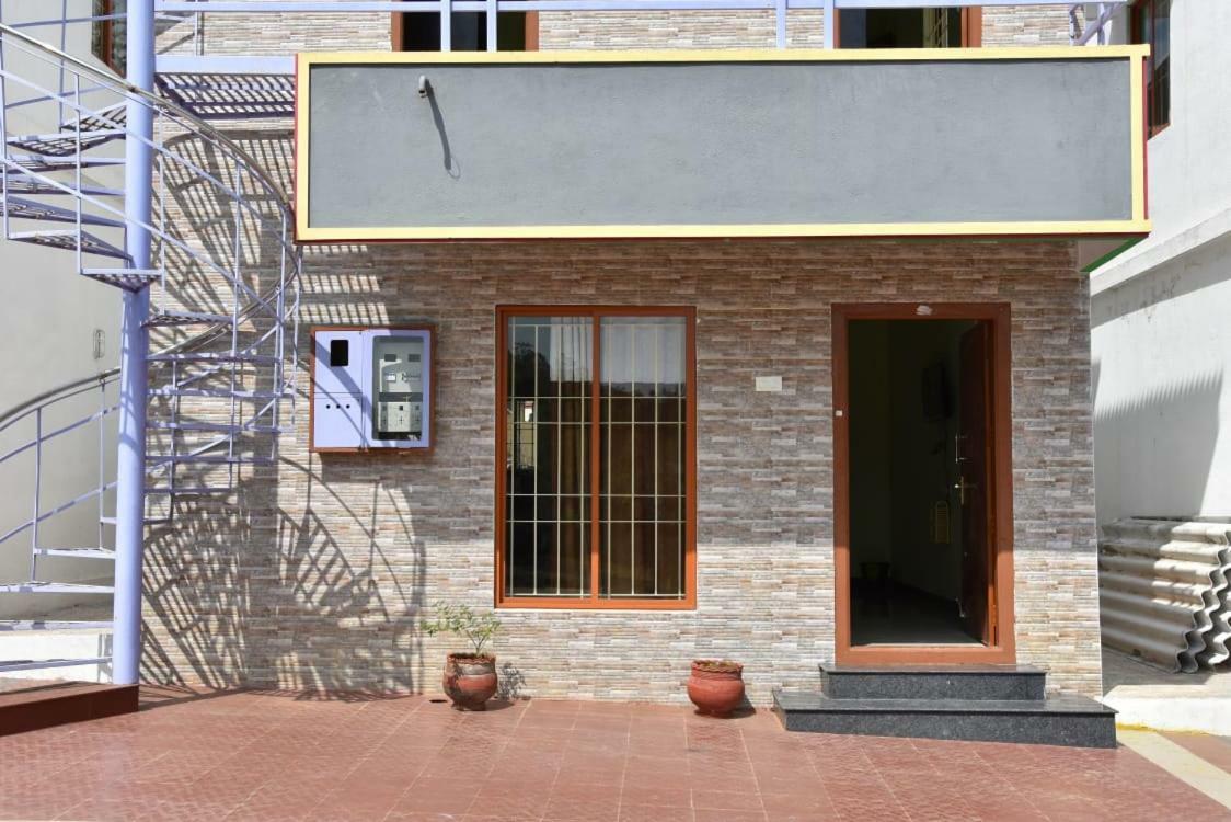 Oyo37391汤姆和杰瑞酒店 埃尔加德 外观 照片